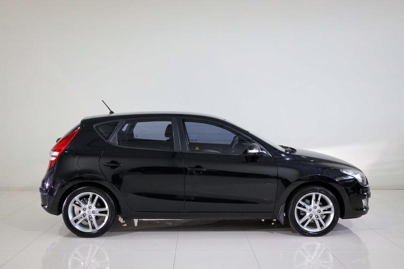 Hyundai i30 2.0 - foto 4