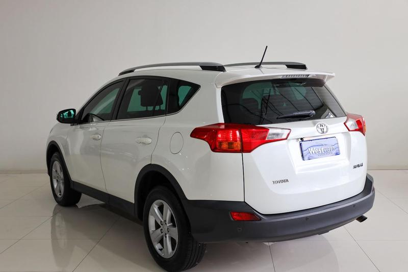 Toyota RAV4 2.0 4X2 16V Automático - foto 16