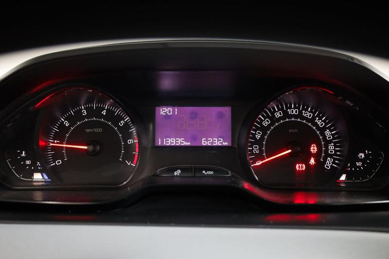 Peugeot 208 1.5 Active 8V Flex 4P Manual - foto 7