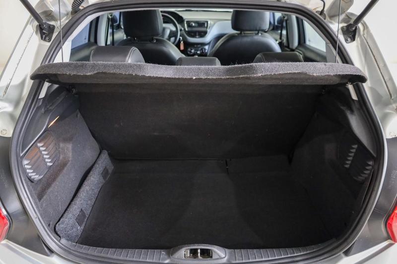 Peugeot 208 1.5 Active 8V Flex 4P Manual - foto 14