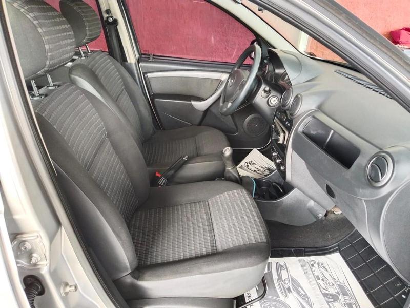 Renault Sandero Exp 1.6 - foto 8