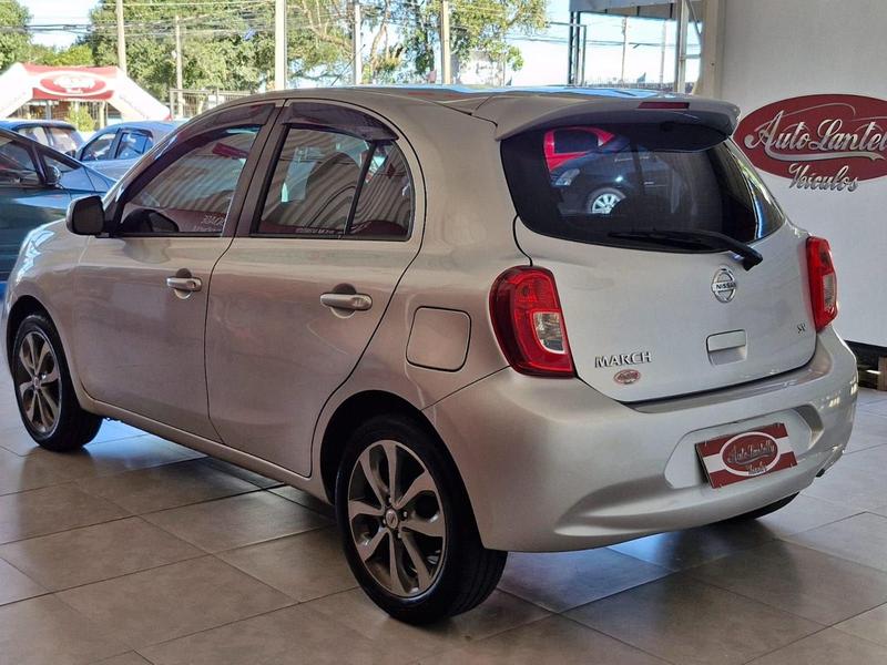 Nissan March 10sv - foto 6
