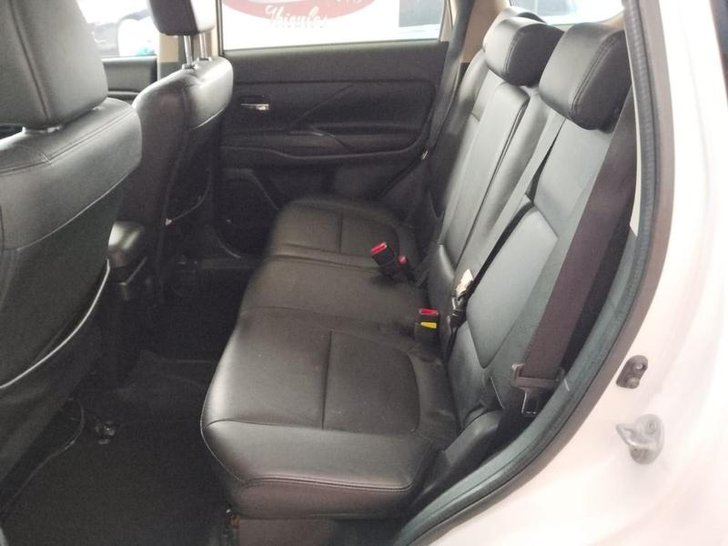 Mitsubishi Outlander 2.0 - foto 8