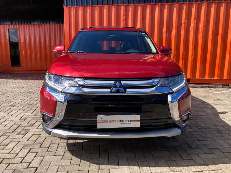 Mitsubishi Outlander 3.0 - foto 2