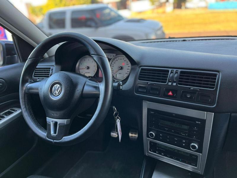 Volkswagen Golf 1.6 Mi Total Flex 8V 4P - foto 14
