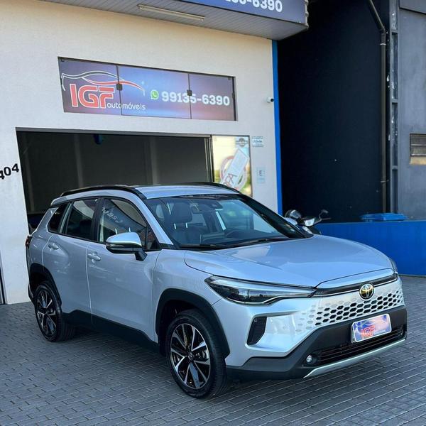 TOYOTA CCROSS XRE 20