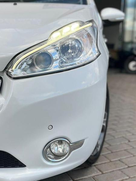 Peugeot 208 Griffe A - foto 4