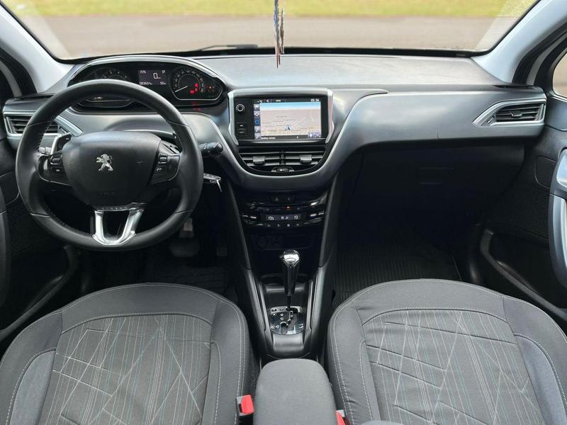 Peugeot 208 Griffe A - foto 14