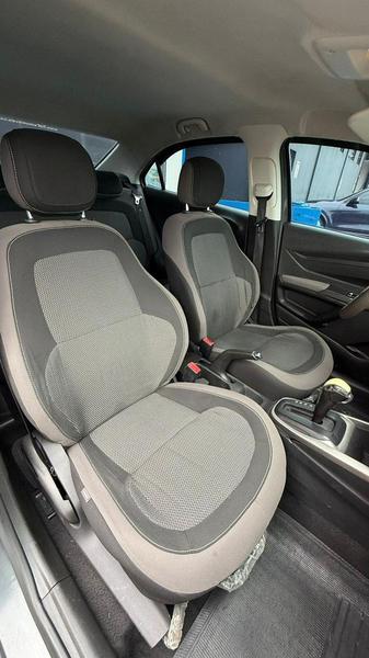 Chevrolet Prisma 14at LT - foto 8
