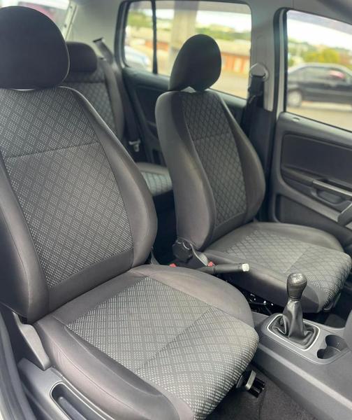 Volkswagen Fox Bluemotion 1.0 Mi Total Flex 12V 5P - foto 12