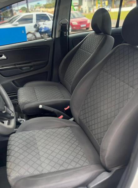 Volkswagen Fox Bluemotion 1.0 Mi Total Flex 12V 5P - foto 11