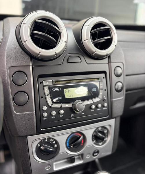 Ford EcoSport XLT - foto 14