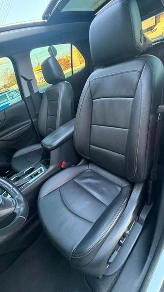 Chevrolet Equinox Premier - foto 12