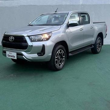 TOYOTA HILUX 2.8 SRV 4X4 CD 16V DIESEL 4P AUT