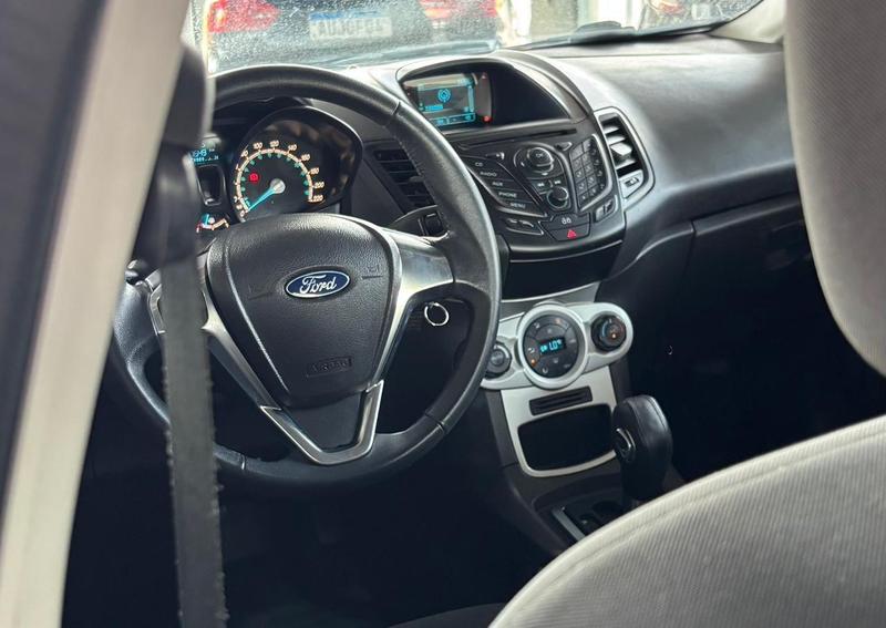 Ford Fiesta Ha 16l Se A - foto 4