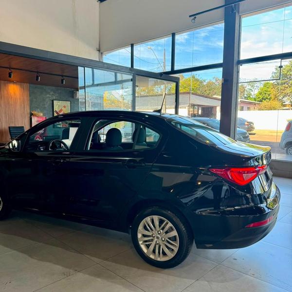 Fiat Cronos Drive 13 8V Flex Automático - foto 17