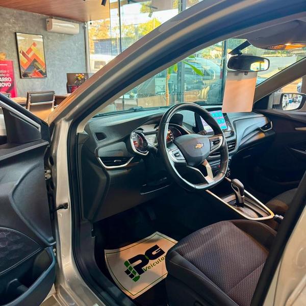 Chevrolet Onix Plus 10tat LTZ - foto 19