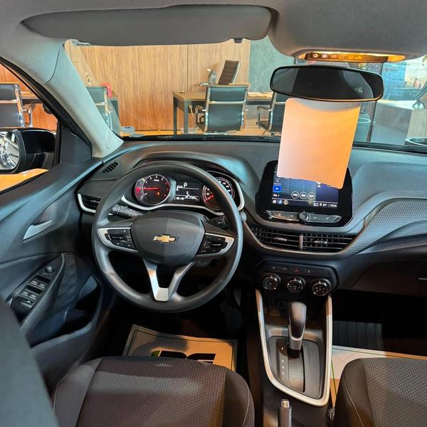 Chevrolet Onix Plus 10tat - foto 17