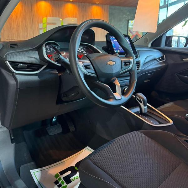 Chevrolet Onix Plus 10tat - foto 16
