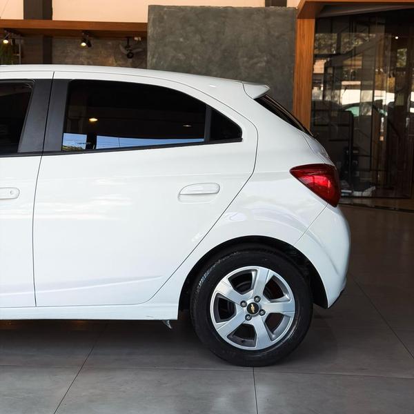 Chevrolet Onix 1 4mt LTZ - foto 5
