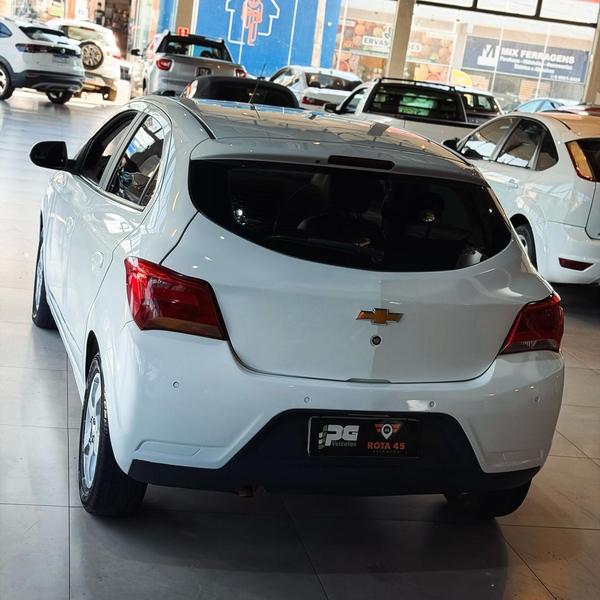 Chevrolet Onix 1 4mt LTZ - foto 3