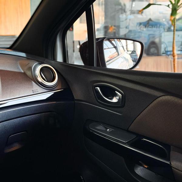 Renault Captur Iconic 13 Tb 16V Flex 5P Automático - foto 11