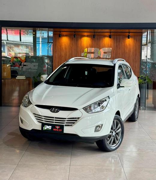 Hyundai ix35 2.0 - foto 4