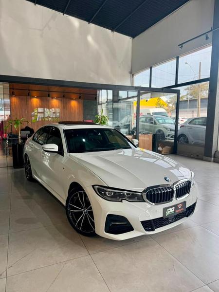 BMW 320i 2021 à venda