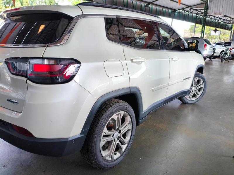 Jeep Compass Longitude T270 Turbo Flex Automático - foto 6