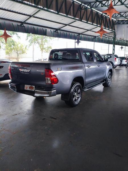 Toyota Hilux 28 Sr 4X4 Cd 16V Diesel 4P Automático - foto 9