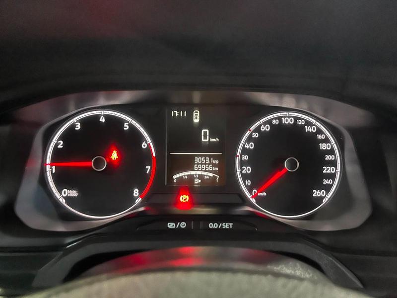 Volkswagen Polo Track 1.0 Flex 12V 5P - foto 9