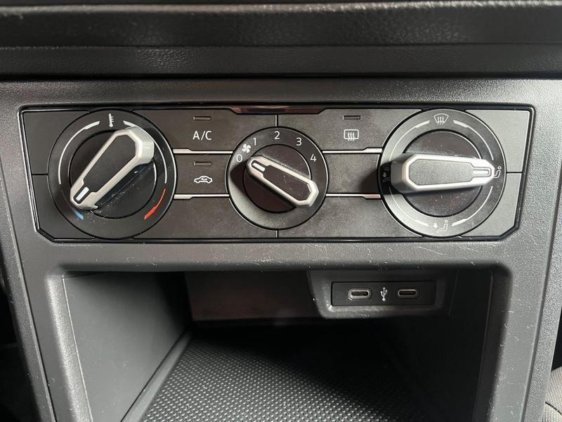 Volkswagen Polo Track 1.0 Flex 12V 5P - foto 13