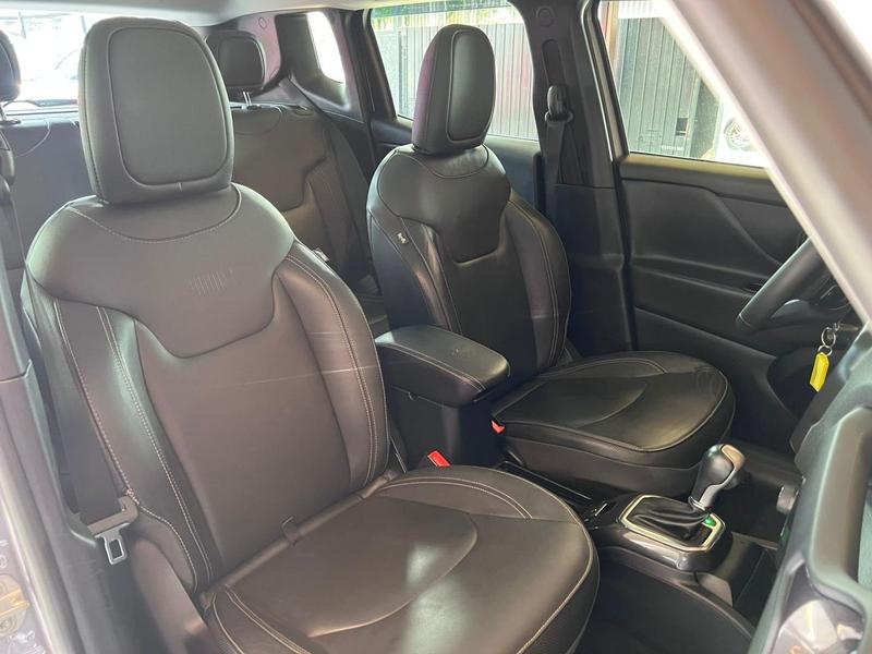 Jeep Renegade Sport T270 1.3 Tb 4X2 Flex Aut. - foto 17