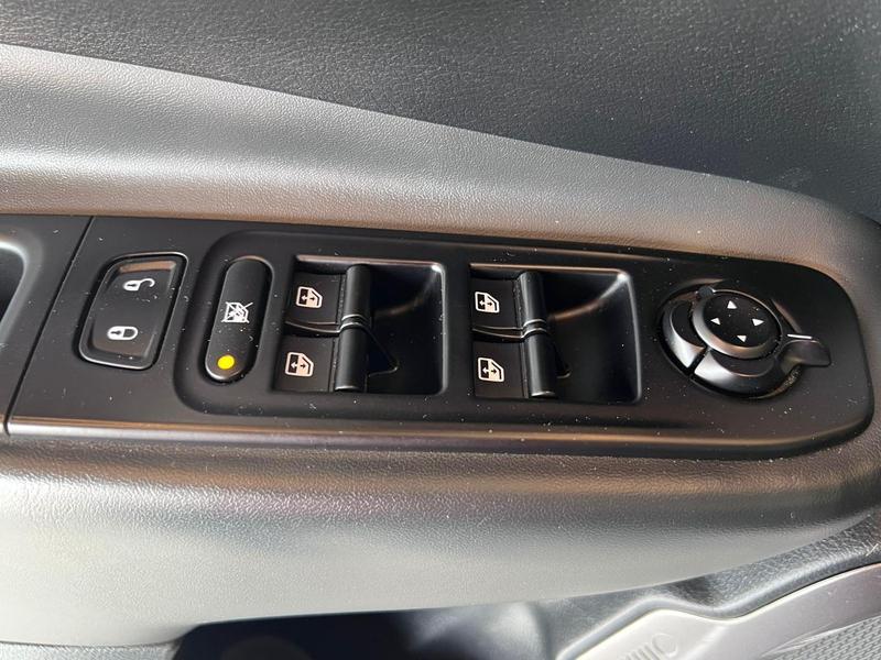 Jeep Renegade Sport T270 1.3 Tb 4X2 Flex Aut. - foto 15