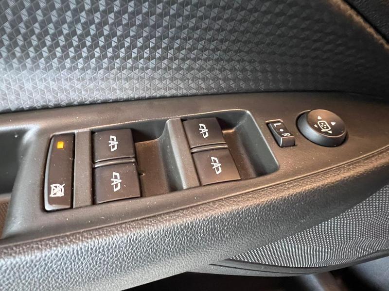 Chevrolet Onix 10tmt LTZ - foto 14