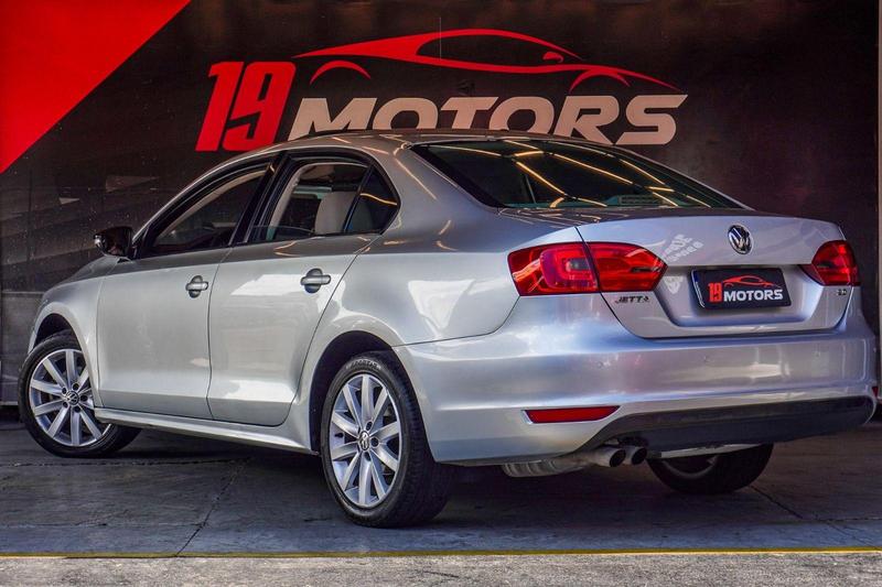 Volkswagen Jetta Comfortline 2.0 T.flex 8V 4P Mec. - foto 10