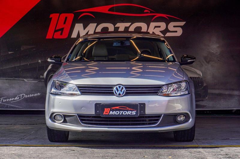 Volkswagen Jetta Comfortline 2.0 T.flex 8V 4P Mec. - foto 2