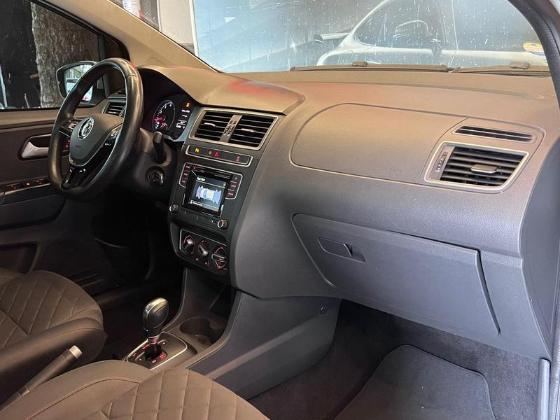 Volkswagen Fox Hl Sfv - foto 7