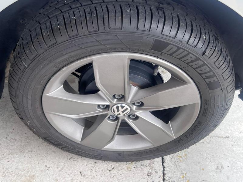 Volkswagen Fox Hl Sfv - foto 17