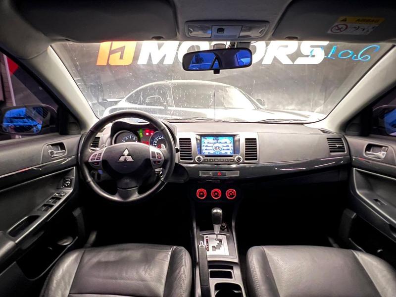 Mitsubishi Lancer 2.0 - foto 6