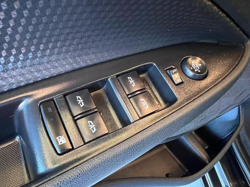 Chevrolet Onix Plus 10tmt - foto 11