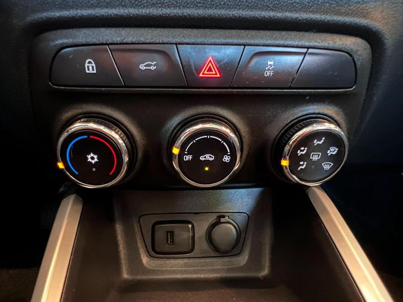 Chevrolet Onix Plus 10tmt - foto 9