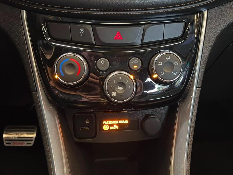 Chevrolet Tracker Premier - foto 12