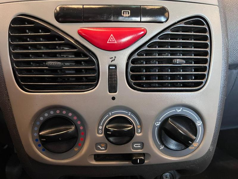 Fiat Palio Fire Economy - foto 12