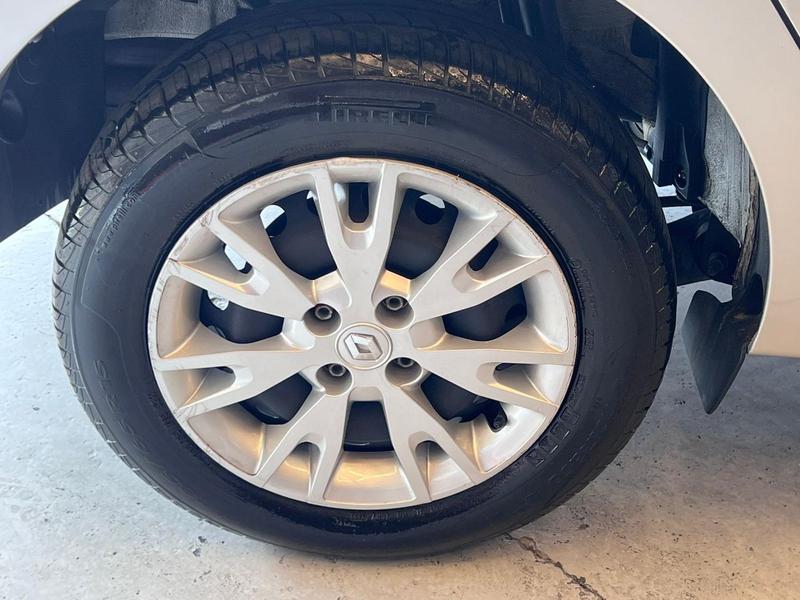 Renault Logan Zen 10mt - foto 18