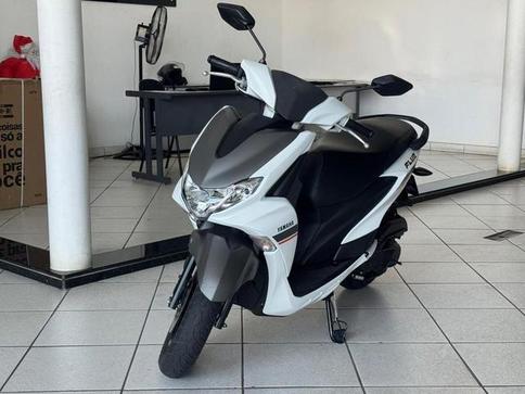 YAMAHA FLUO 125