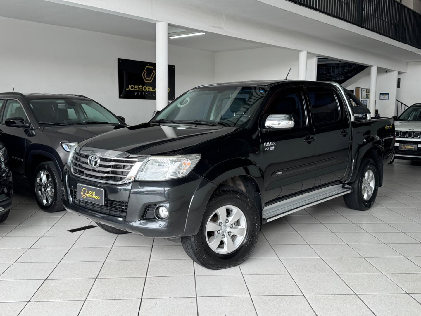 TOYOTA HILUX CD4X4 SRV