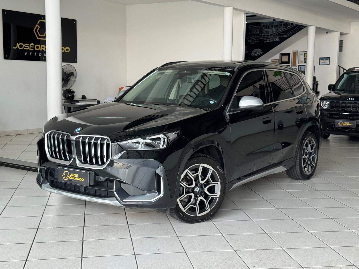 BMW X1 S20I X LINE