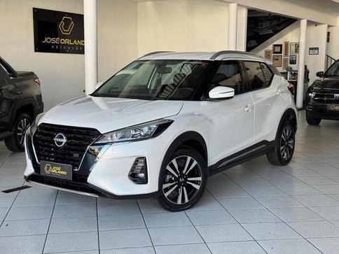 NISSAN KICKS ADVANCE CVT