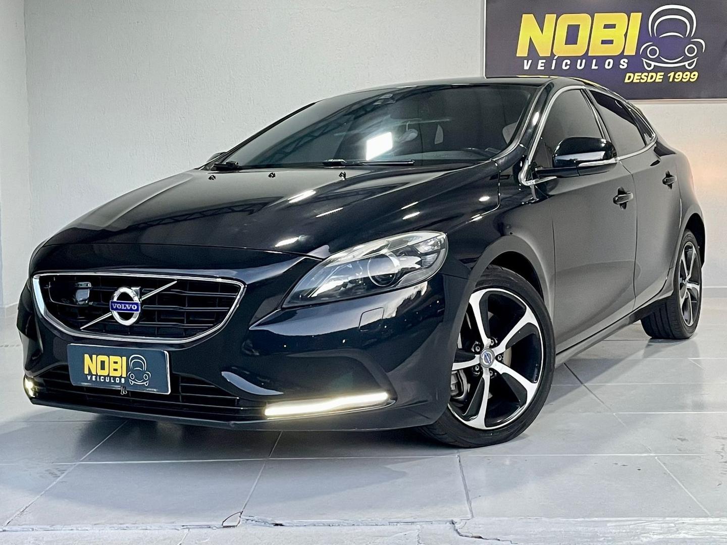 VOLVO V40 T4 DYNAMIC 2.0 TURBO AUT.